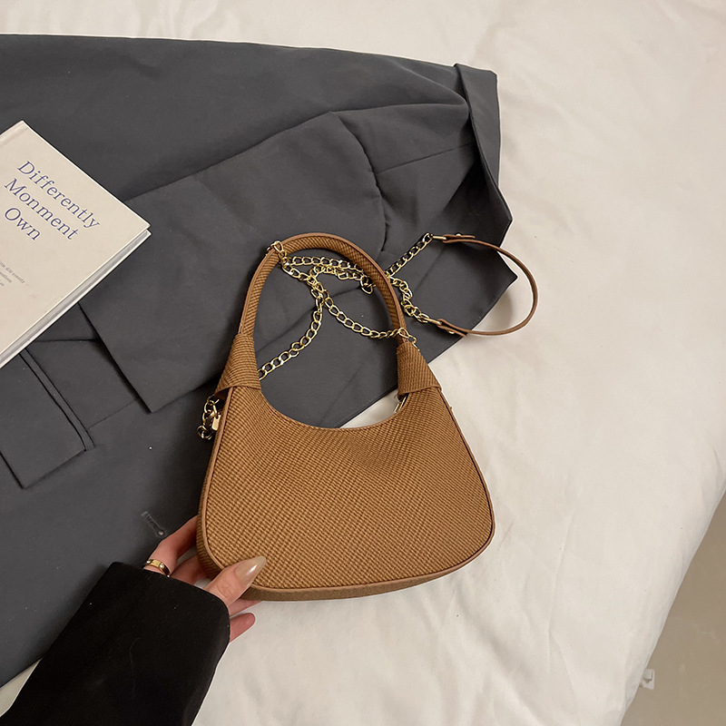 Primavera y verano bolsos de cadena bolsos populares bolsos de cinturón bolsas de mano bolsas de mano nuevas mujeres este año bolsas 2025 nuevas