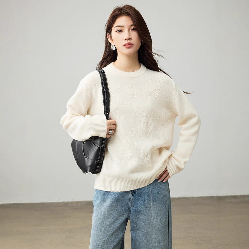 Artistic Style Jacquard Pattern 100% Wool Sweater for Women, Loose Fit, New Women's Long-Sleeve Knitwear, Early Spring Top