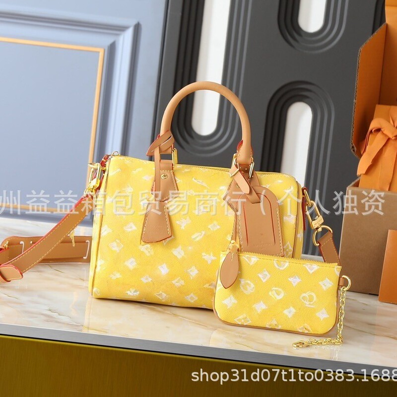 P9 Cross-Border 2025 Trendy Boston Pillow Bag Fashionable Versatile Handbag Travel Bag Large Capacity Shoulder Crossbody Bag