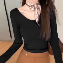 黑色前后双U领长袖T恤女新款内搭叠穿修身显瘦打底衫纯欲初秋上衣