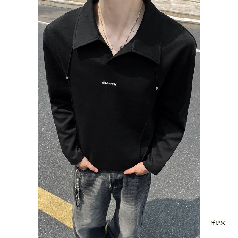 Stylish T-shirt with a deconstructed, loose-fitting design, a niche casual oversized white polo shirt with rivets and long sleeves, featuring a seagull motif, for men