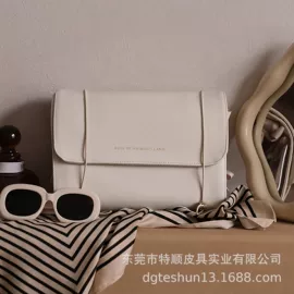 化妆包;收纳袋收纳包;女士单肩包