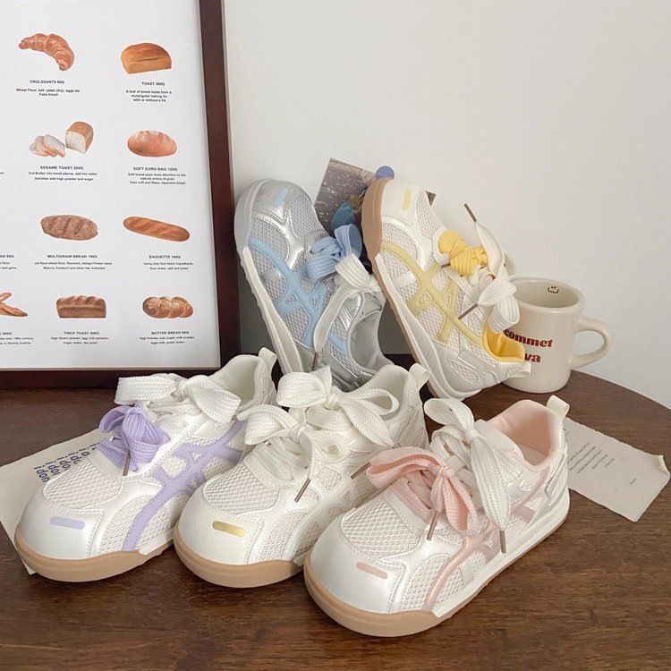 Zapatos blancos de malla gruesa para mujeres de verano transpirables 2026 nuevos zapatos de malla de nicho zapatos de skate casuales
