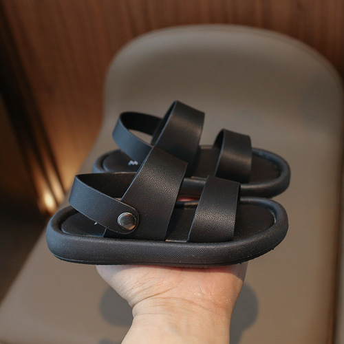 Children's sandals for young children, 2024 summer new beach sandals for primary school students, boys' sandals with soft soles, trendy