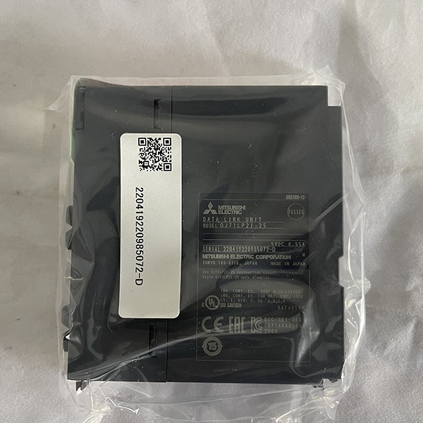 QJ71LP21-25  Q系列通讯模块三菱通讯模块双重循环