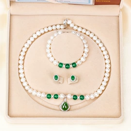 翡翠项饰;翡翠手饰;天然珍珠项饰