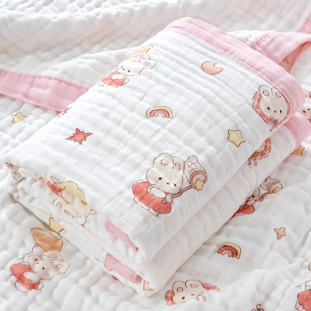 Wide-brimmed pink bunny