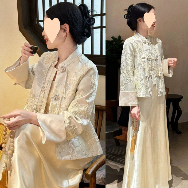 大码胖新中式国风唐装女轻奢高级感盘扣外套缎面裙两件套200斤