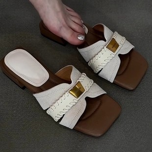 Soft Soft Leather ~ French Niche Design Soft Leather Square Toe Sandals for Women to Wear Summer Thick Heel Medium Heel One-Line Sandals