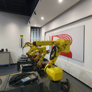 Sell Fanuc Robot M-20Ia/35M, Almost New, Functions Well Without Maintenance, Used Only