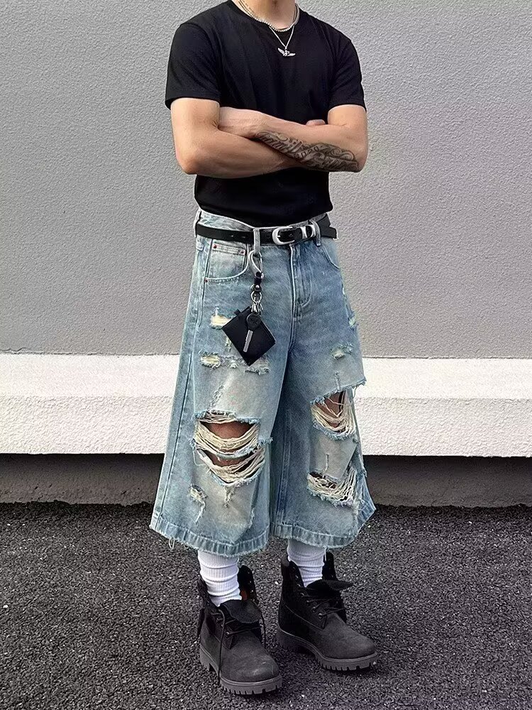 Plus-size women's American retro high-street ripped denim shorts, summer pants, high-waisted, slimming straight leg, capri pants.