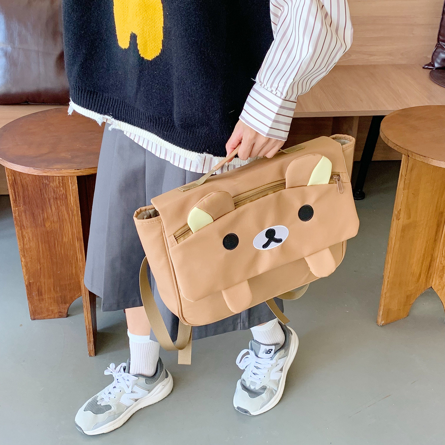 Mochila escolar de gran capacidad de dibujos animados lindos osos en forma de mochila para niños y niñas nueva mochila infantil de comercio exterior