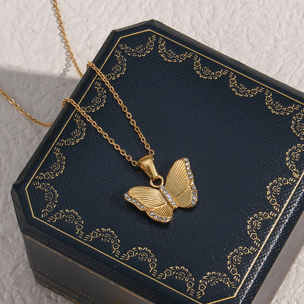 Neue Mode 18K Gold berzogene Intarsien Zirkon Schmetterling Anhnger Edelstahl Halskettepicture1