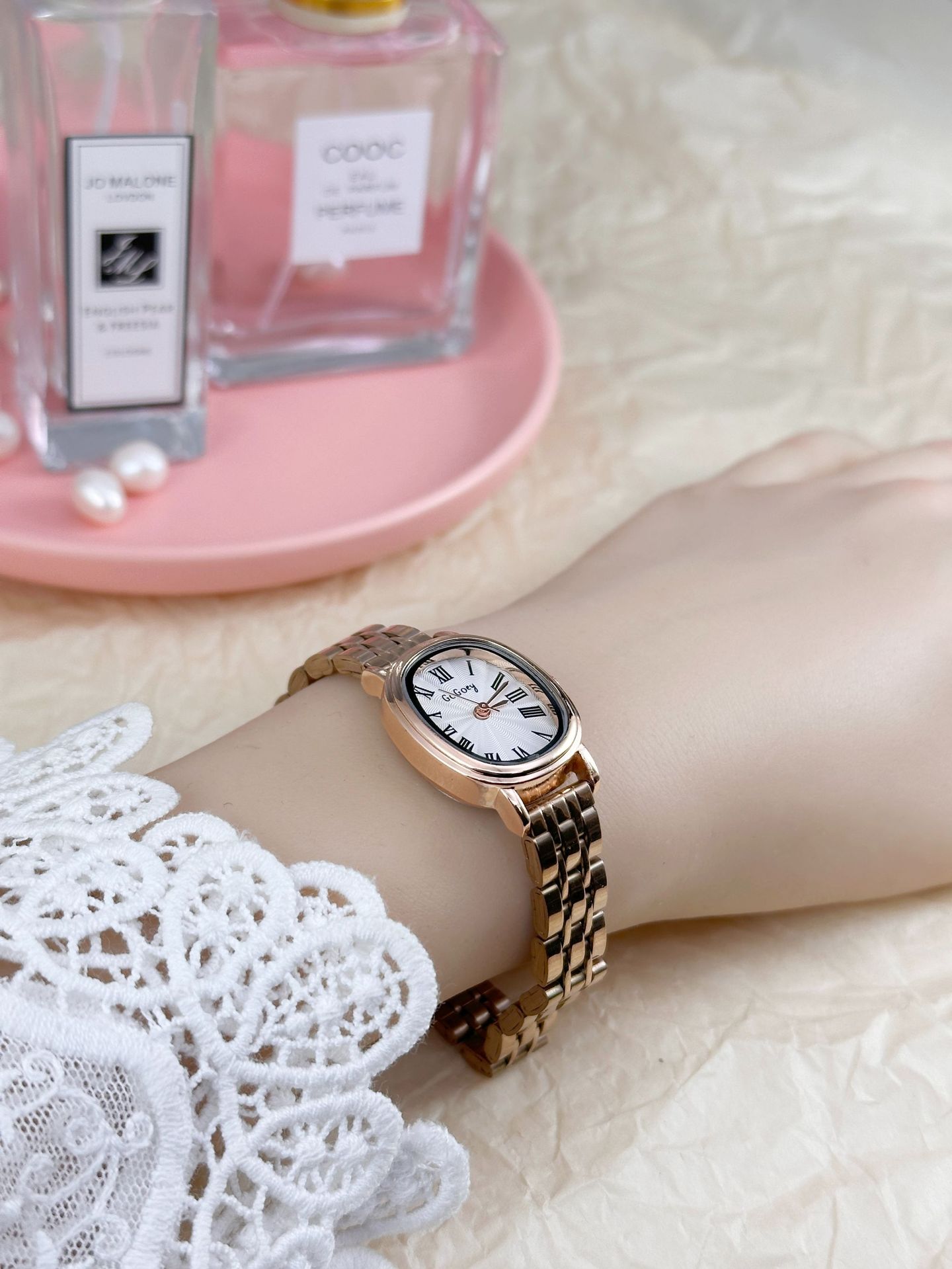 50g Weight Ordinary Glass Mirror Material Stainless Steel Strap Material Watch Classification Pointer Display Type Folding Buckle Buckle Style Round Dial Shape Casual, Holiday Occasion Quartz Movement Solid Color Pattern All Seasons Season Women's Gender Casual Style Casual Solid Color Other Printing (Printing) Quartz Watch 20