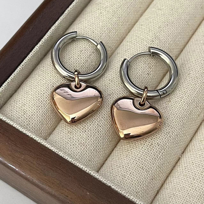 Holiday, Daily Occasion 1 Pair Casual Simple Style Heart Shape Plating Titanium Steel 18K Gold Plated Drop Earrings