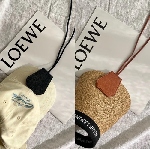 Xiaohongshu's same style outdoor travel magnetic hat clip that can be hung around the neck, leather magnetic hat clip, handbag hat clip