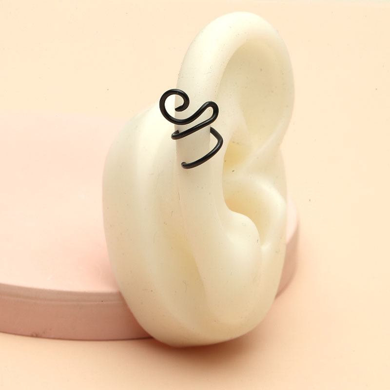Ear Clip Without Pierced C-shaped Stainless Steel Ear Clip Personalized Earrings display picture 2