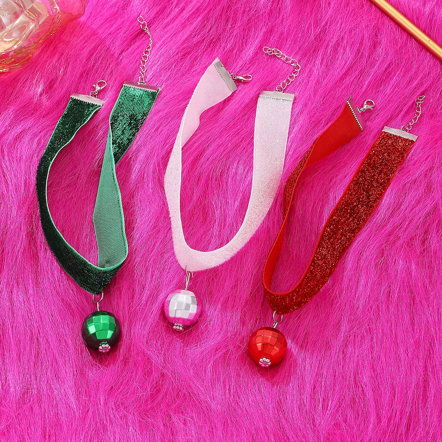 Moda transfronteriza europea y americana ronda pendientes collar retro simple disco pulsera traje de mujer electrochapado joyería al por mayor