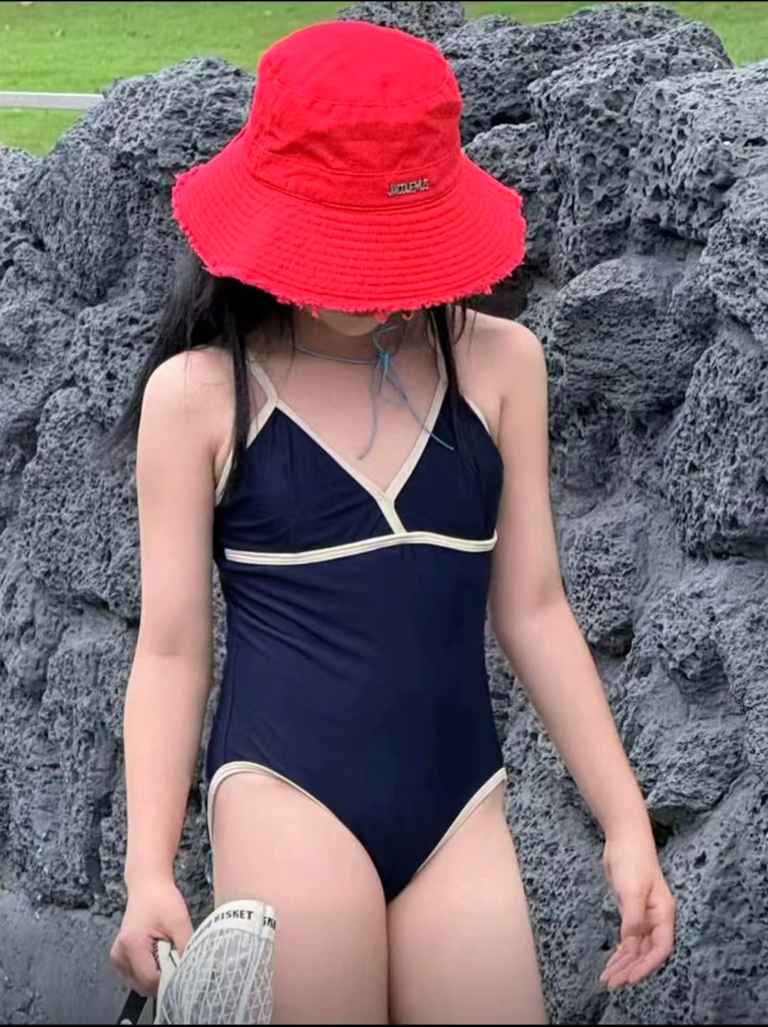 Flickor baddräkt heldräkt modern strandsemester kläder_voghion.com