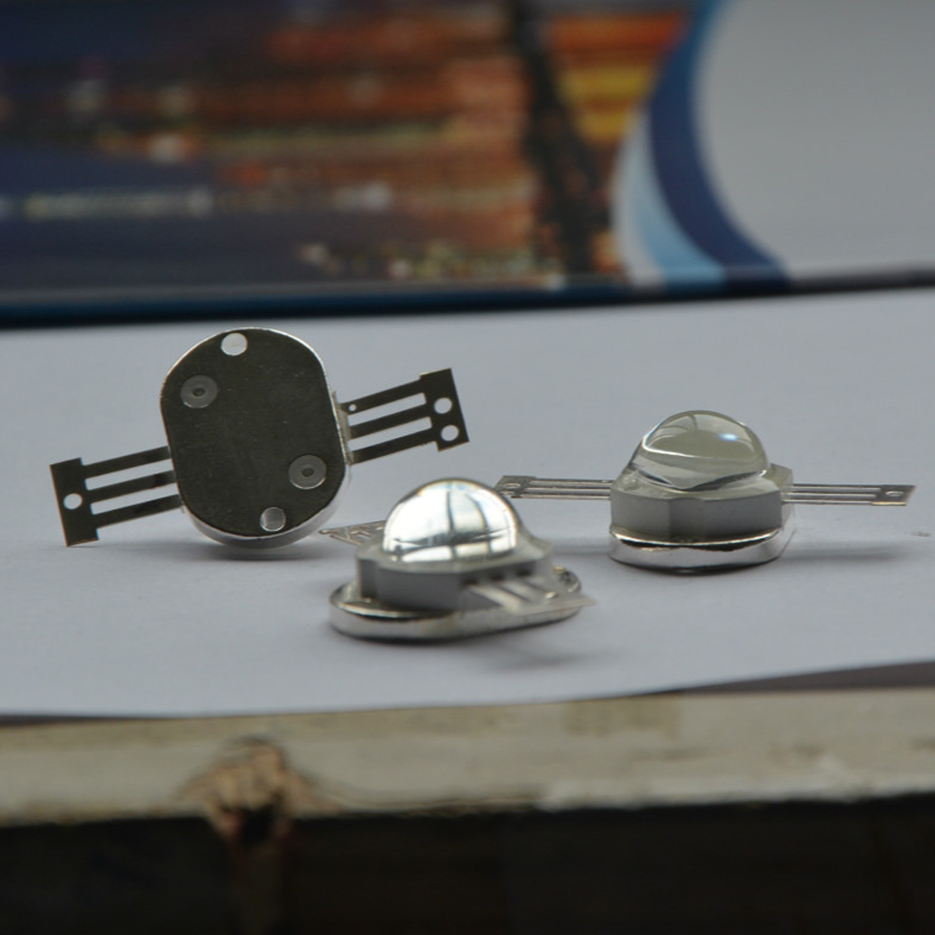 led����10w�׹���� 10w����led��Դ ɫ�¿ɶ��� ����led����