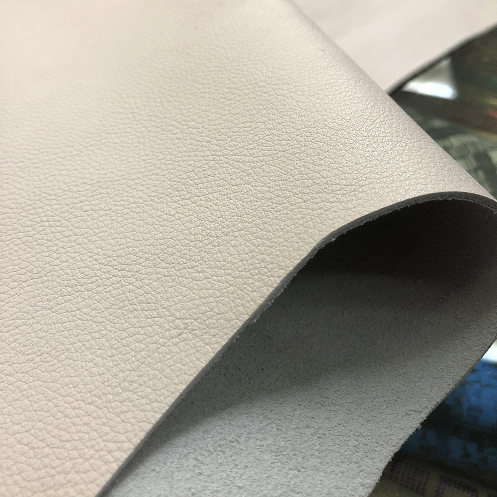 荔枝纹牛皮米白色 压花头层牛皮全粒面柔软整张牛皮皮料1.2-1.4mm