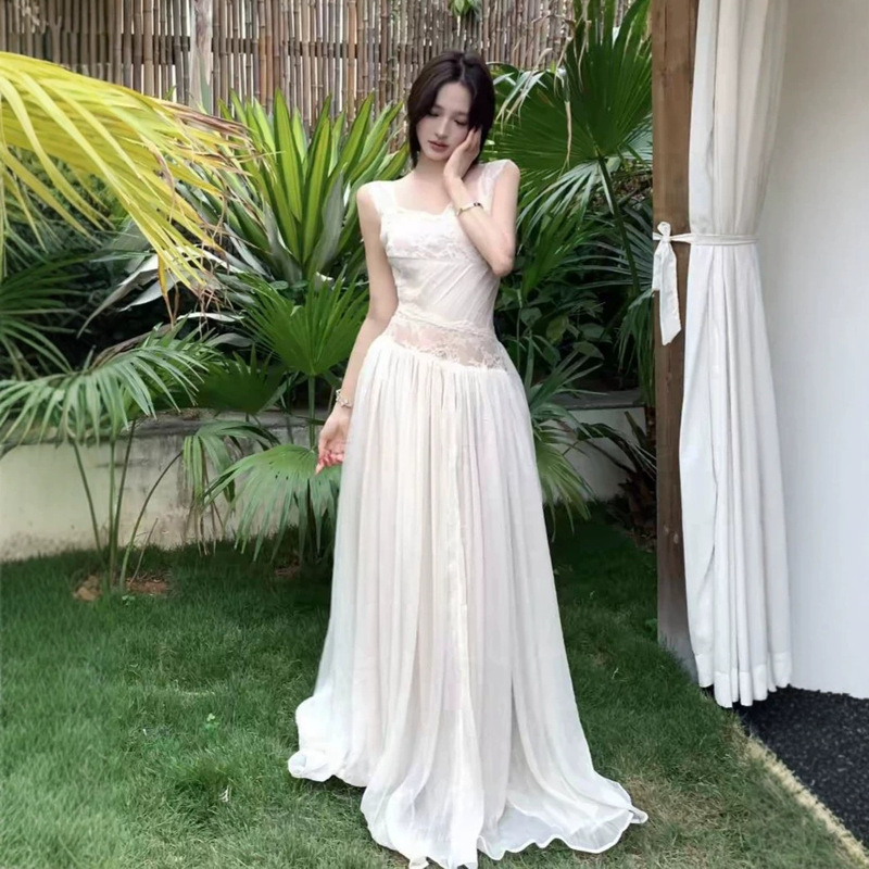 Yunnan and Western Sichuan Travel Outfit: Vacation Lace Patchwork Strap Dress for Women, Summer Backless Elegant Slimming Long Dress