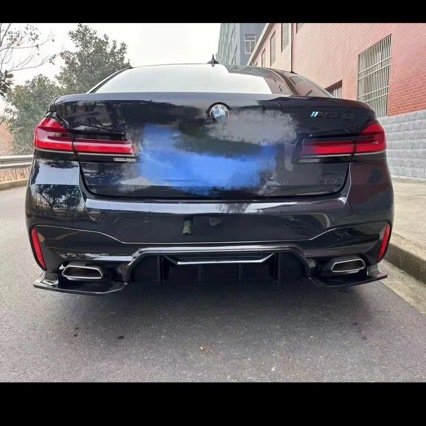 Suitable for 18-23 Bmw 5 Series G30G38 Modified Rear Lip and Rear Bumper 3D Style Rear Corner Body Kit