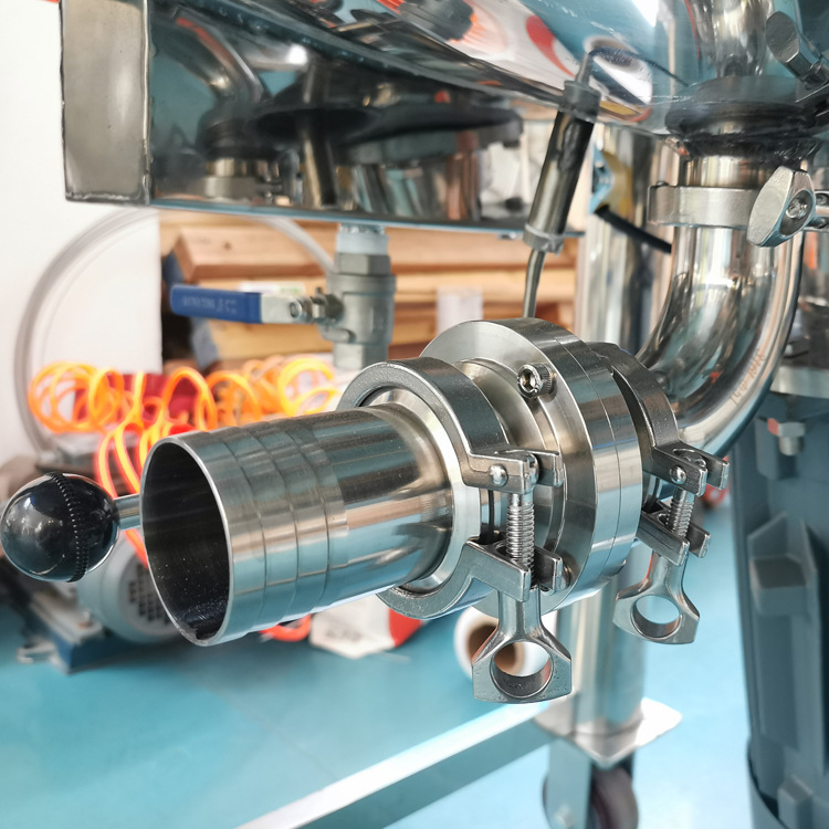 200Lϴ�Ӽ������豸����ּ��Ⱦ��ʽ����Һ���ϻ�Զ���е