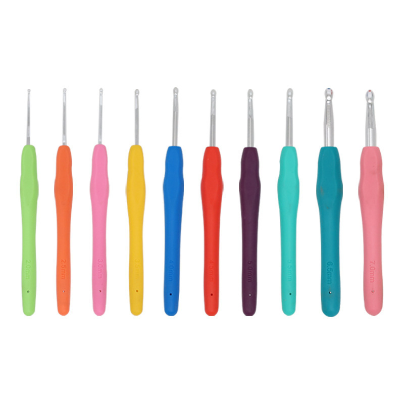 Tejido a mano arco iris ganchillo de mango suave TPR ganchillo de mango suave sólido ganchillo de aluminio ganchillo conjunto de agujas de lana