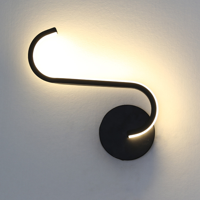 Sala de estar nórdica sofá de fondo decoración de pared luces de pared personalidad creativa red dormitorio cabecera de la cama minimalista arte lámpara de pared