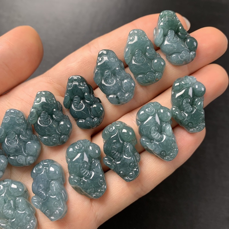天然ビルマ玉ピシュピスト翡翠散珠a品小ピシュピストペンダントネックレスチェーンアクセサリー玉皮休部品|undefined