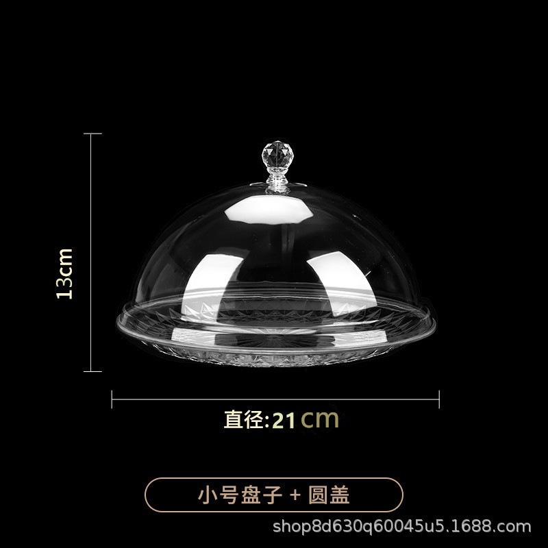 Plato de frutas con cubierta plástico acrílico transparente cubierta de polvo de alimentos redondeados snack mostrando plato de frutas secas lleno