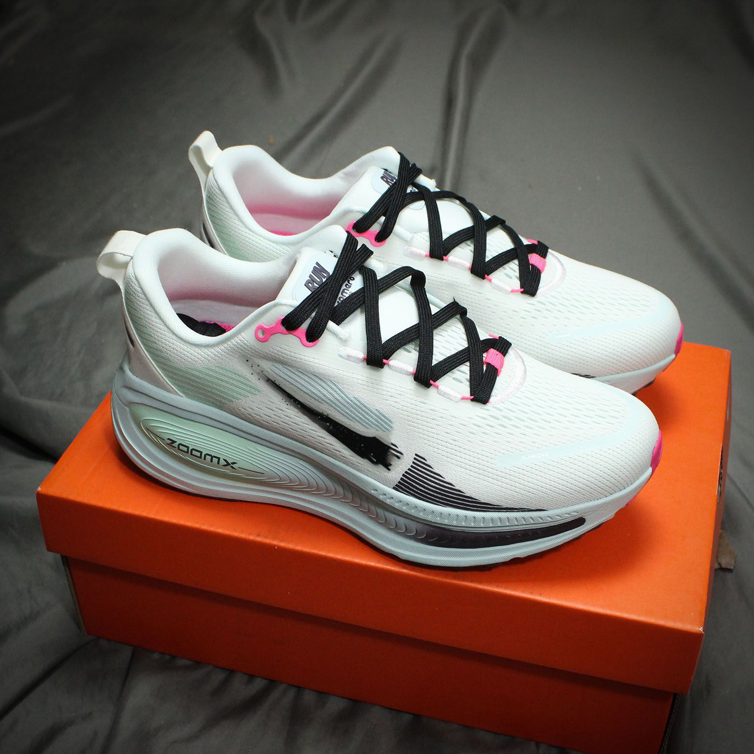 Putian Chunyuan Vomere18 GTX zapatillas de carreras de fondo antideslizantes cómodas para hombres y mujeres zapatillas deportivas casuales amortiguación transpirables
