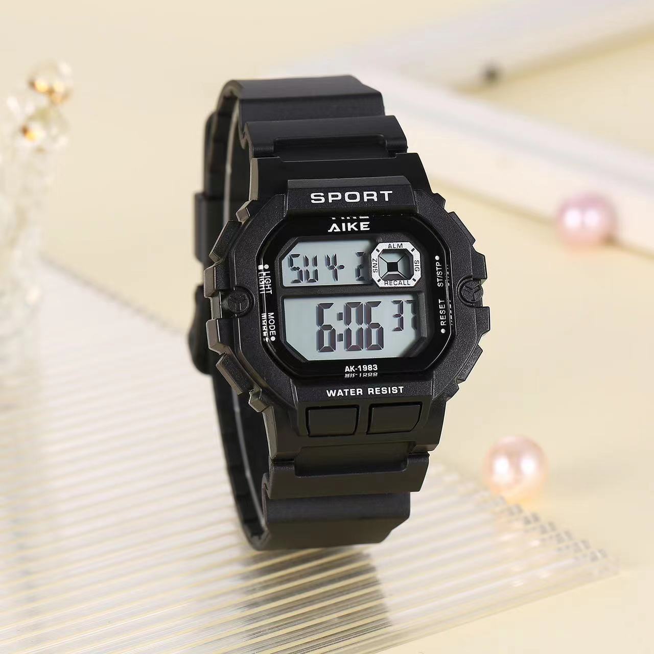 AIKE1983 Aike Square reloj electrónico Junior High School estudiante de escuela primaria reloj deportivo de moda impermeable cultural creativo reloj en caja