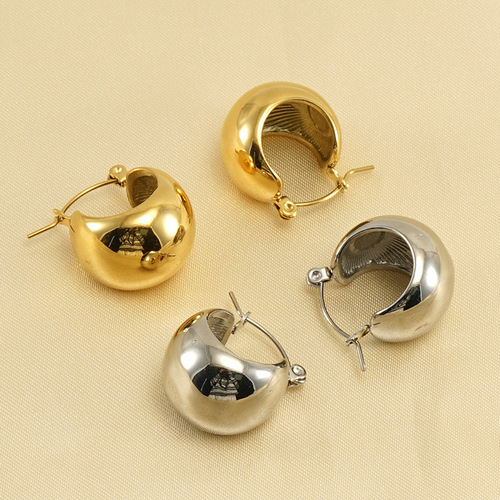 Cross-border retro electroplated 18K titanium steel spherical earrings for women, high-end, niche, European and American fashion ear clips, wholesale.
