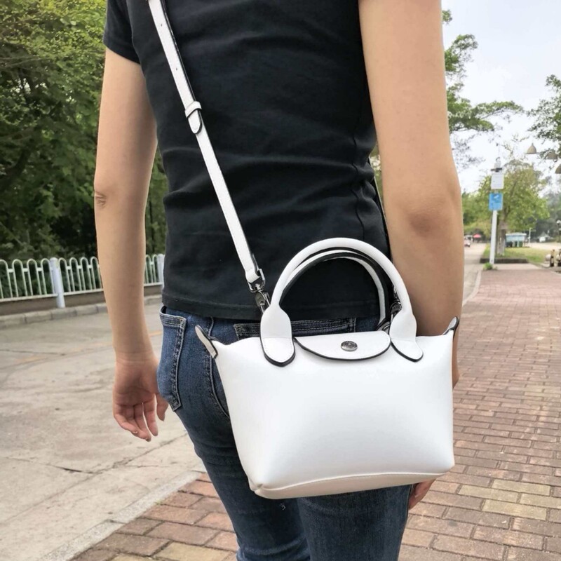 2026 Spring Dragon Fragrance Lambskin High-Quality Texture Dumpling Bag Mini Commuter Bag Short Handle Handbag Shoulder Crossbody Bag 2026 Spring Dragon Fragrance Lambskin High-Quality Texture Dumpling Bag Mini Commuter Bag Short Handle Handbag Shoulder Crossbody Bag