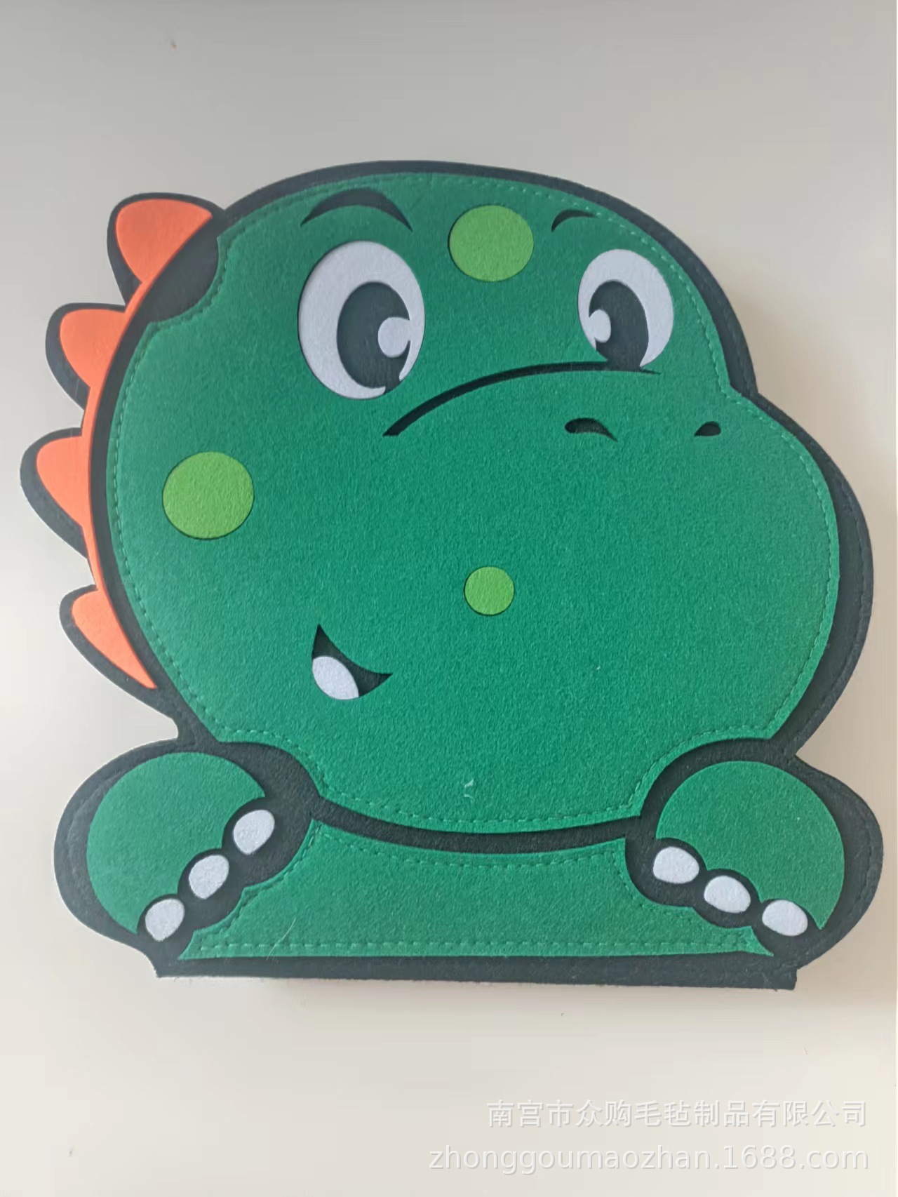 Tablero de aprendizaje de fieltro Montessori transfronterizo juguete dinosaurio educación temprana para niños habilidades para la vida práctica de vestir fieltro tablero ocupado
