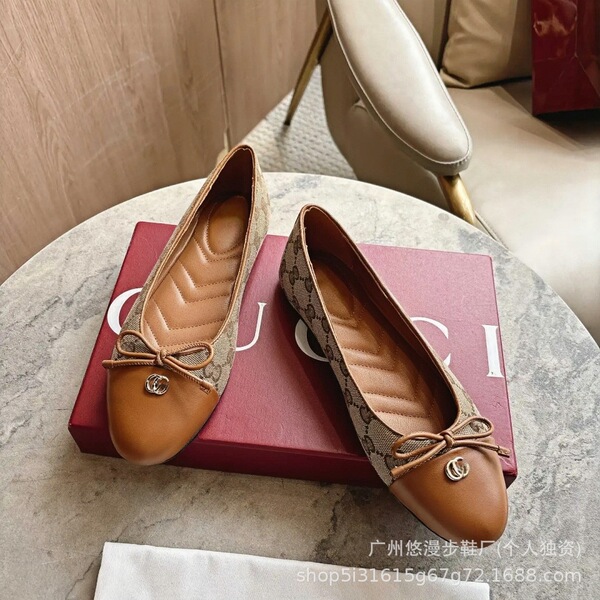 Fashionable ballet shoes with bow flat low-cut