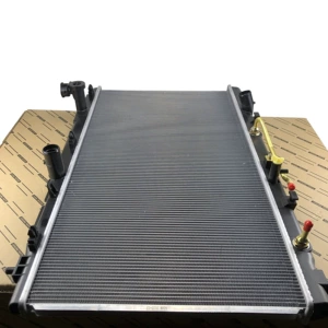 Suitable for Alphard ANH20 GGH20, Vellfire, and Prius ACR50 GSR50; original radiator water tank