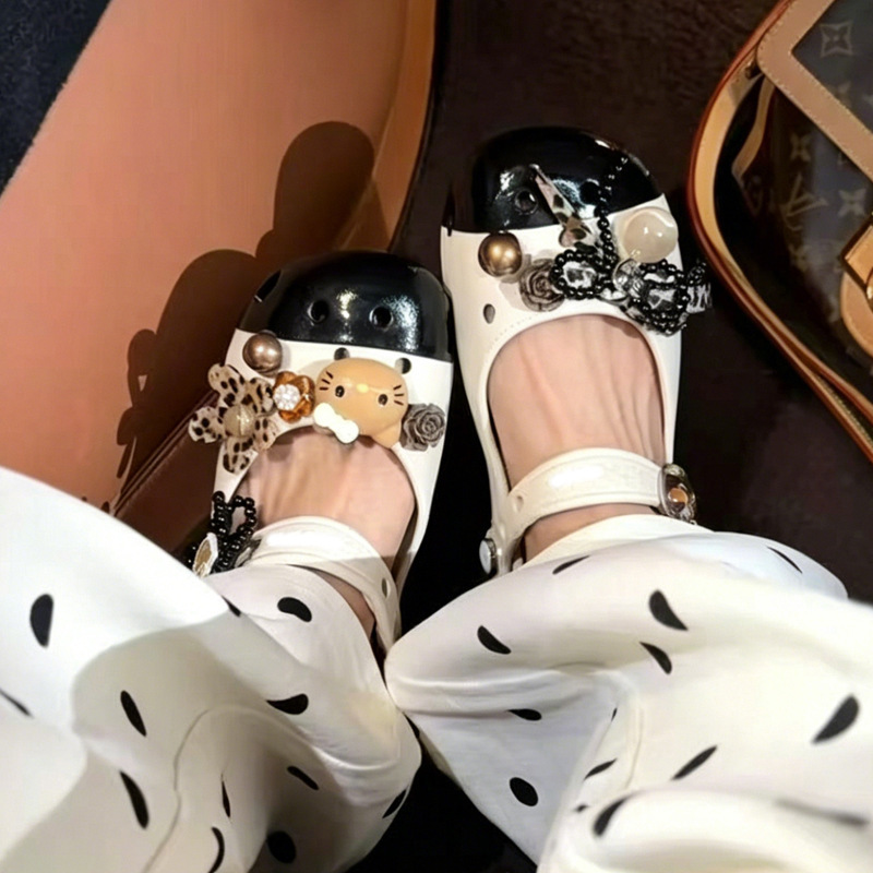 Cross Ballet-Style Perforated Shoes for Women, Chanel-Inspired, 2026 Summer New Model, Non-Slip Beach Sandals for Outdoor Wear, Nurse Slippers