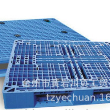 本公司可制造各类托盘塑料模具，欢迎新老客户来电询价