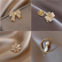 New Korean Fashion High-end Brooch for Women, Water Diamond Silk Scarf Clip, Anti-Slip Brooch, Crystal Flower Pin, Pearl Accessory