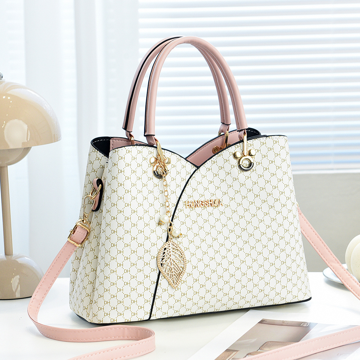 Bolso de mano de mujer retro, mujer 2025, nueva bolsa de madres de mediana edad, nueva bolsa de mujer de gran capacidad, bolso de hombro
