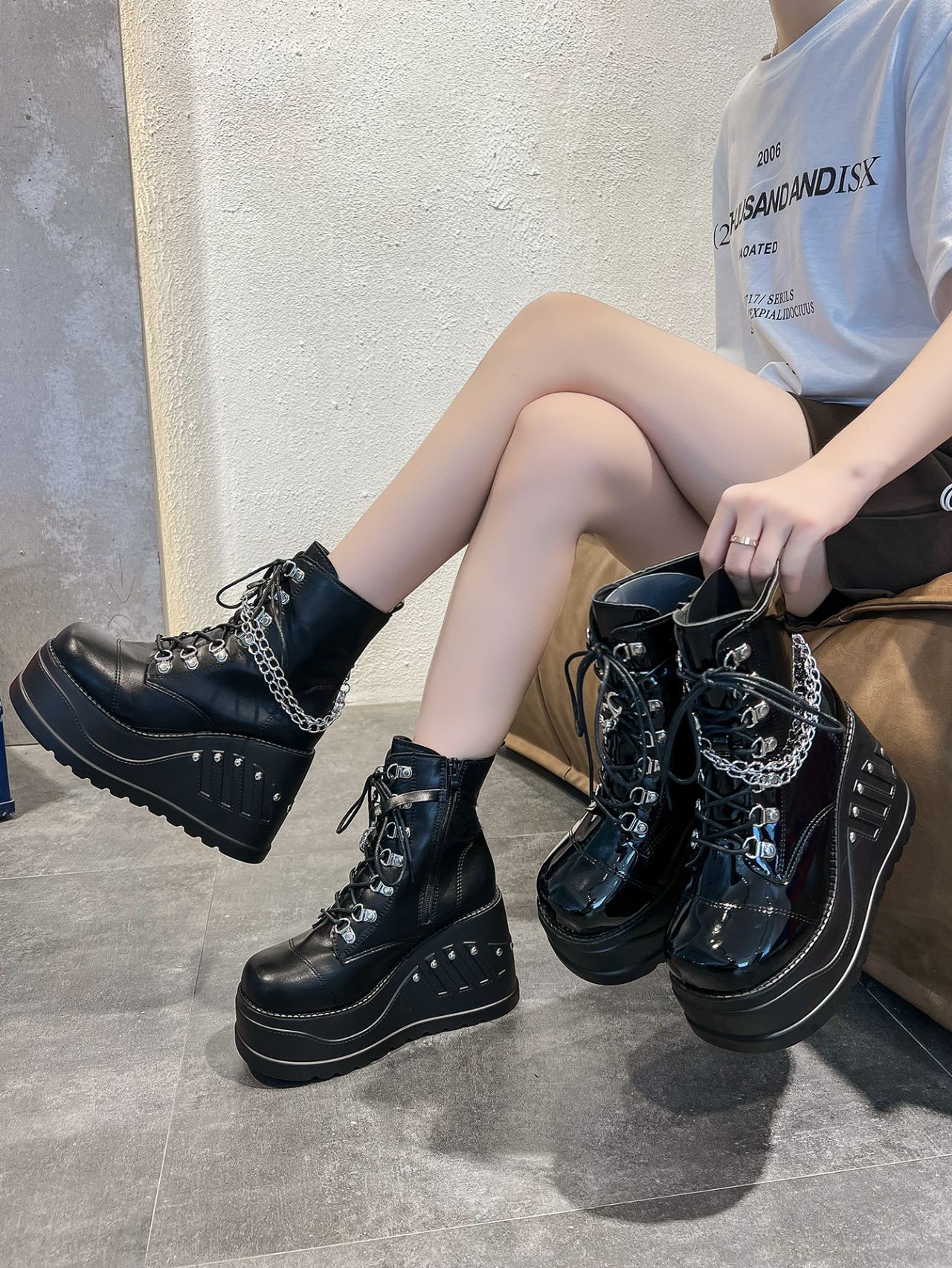 Dames enkelboots met plateau voor herfst en winter_voghion.com