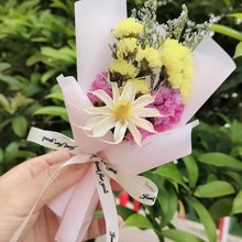 七夕节毕业季迷你干花小花束满天星干玫瑰束生日礼物礼盒搭配花