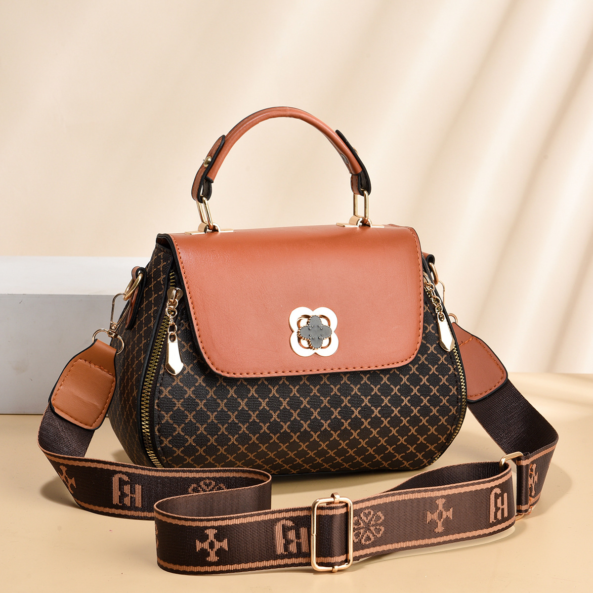 Nuevo bolso de mujer bolso pequeño bolso retrógrado bolso de hombro bolso de textura bolso de mochila simple estilo universal