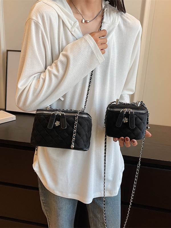 Bolso pequeño con hilo de bordar Lingge Bolso bandolera de cadena salvaje de nueva textura transfronteriza para mujer Bolso cuadrado pequeño portátil de estilo caliente popular