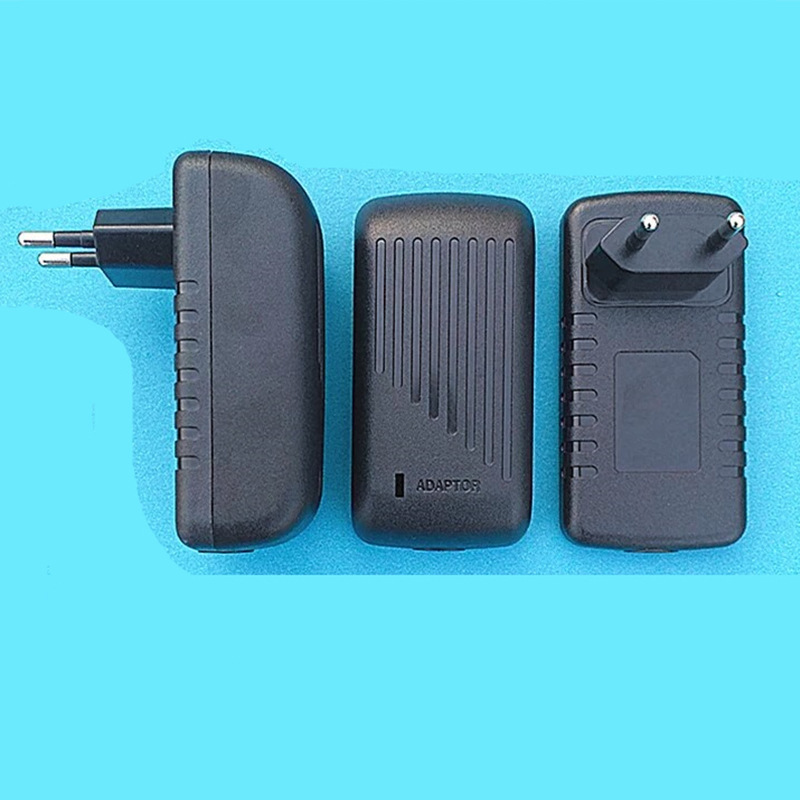家庭用黒ストライプ壁挿入水平プラスチックハウジング電源アダプタハウジング学校機器充電器ハウジング|undefined