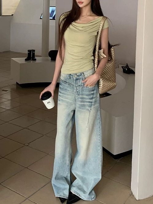 红人馆直筒牛仔裤女秋季2025新款今年流行浅蓝色显瘦高腰阔腿裤子|undefined