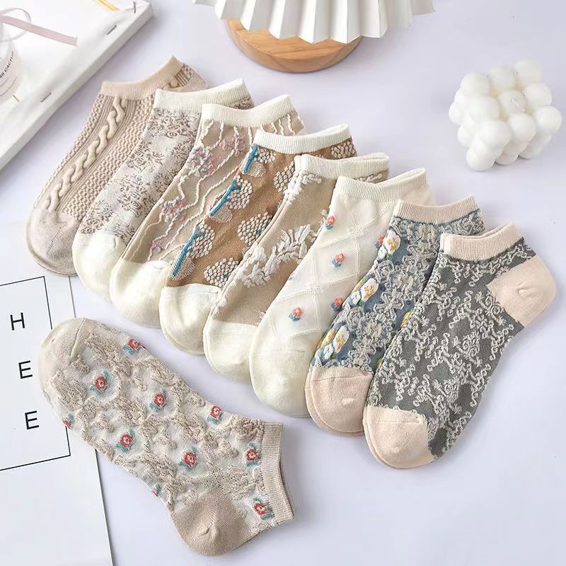 Women's Summer Thin Short Socks Low-Cut Boat Socks Retro Literary Style Breathable Sweat-Absorbent Invisible Court Student Internet Celebrity Women's Summer Thin Short Socks Low-Cut Boat Socks Retro Literary Style Breathable Sweat-Absorbent Invisible Court Student Internet Celebrity